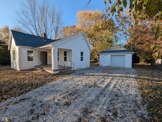 6966 W Lora Dr, Boggstown, IN 46110