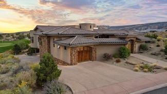 325 Hearthstone Ct, Grand Junction, CO 81507
