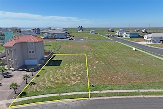 129 Sea Air Ln, Port Aransas, TX 78373