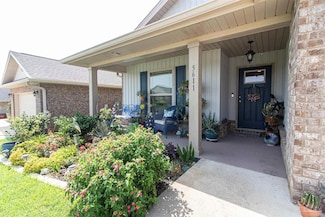 5611 Blue Sky Ct, Milton, FL 32583