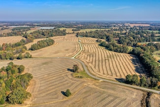 28 Peavine Rd, Bradford, TN 38316