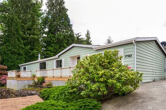 17053 Woodcrest Dr NE, Bothell, WA 98011