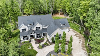 8069 Ella Terrace Ct, Rockford, MI 49341