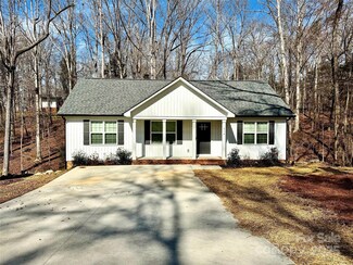 514 Meadowrock Dr, Albemarle, NC 28001
