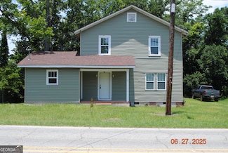 532 Calhoun St, Swainsboro, GA 30401