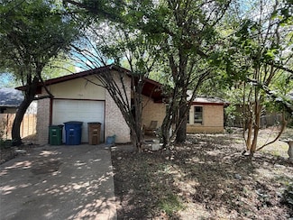 1204 Dunstan Dr, Austin, TX 78745