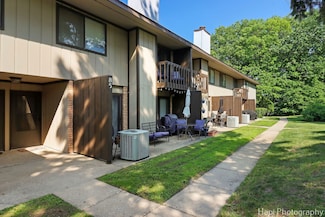 85 Woodhills Bay Rd Unit 85, Fox Lake, IL 60020