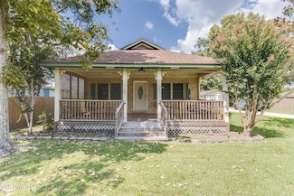 3174 Race Track Rd, Diberville, MS 39540