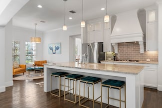 2200 Whitman Ln, Carrollton, TX 75010