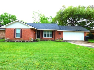 5607 Burlinghall Dr, Houston, TX 77035