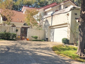 1022 River Glen W, San Antonio, TX 78216
