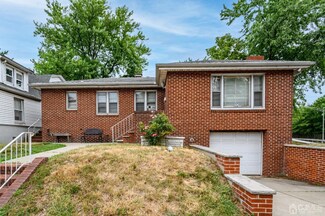 32 New Brunswick Ave, Perth Amboy, NJ 08861