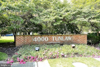 4000 Tunlaw Rd NW Unit 428, Washington, DC 20007