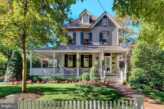 312 Chestnut St, Moorestown, NJ 08057