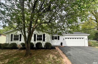 3000 Weaver Rd, Herrin, IL 62948