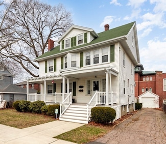 98 Willow St, Quincy, MA 02170