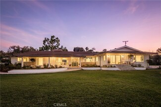 10 Middleridge Ln S, Rolling Hills, CA 90274