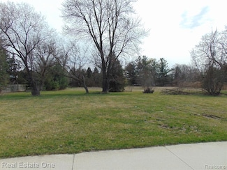 23206 21 Mile Rd, Macomb, MI 48042