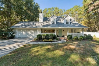 30 Selina Ln, Richmond Hill, GA 31324