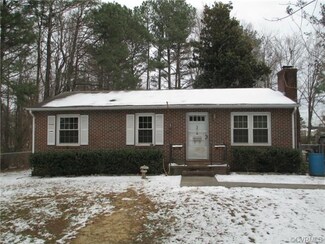 204 Hurt St, Blackstone, VA 23824