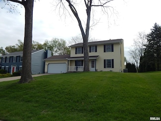 3803 Windsor Pines Ct, Davenport, IA 52807