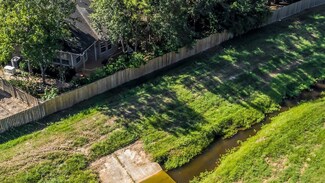 22 Vista Cove Cir, Spring, TX 77381