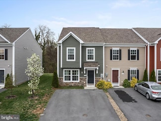 640 Thumper Dr, Ranson, WV 25438
