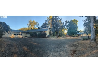 191 Fox Ln, Roseburg, OR 97471