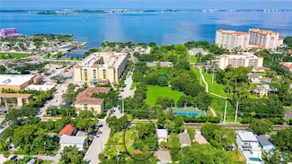 1110 Cocoanut Ave, Sarasota, FL 34236