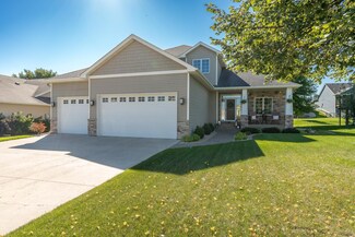 1121 Danube Ave, Shakopee, MN 55379