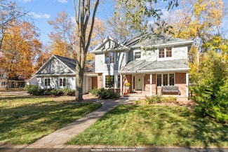 2800 Schaefer Cir, Appleton, WI 54915