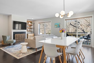 83 Staniford St Unit 7, Auburndale, MA 02466