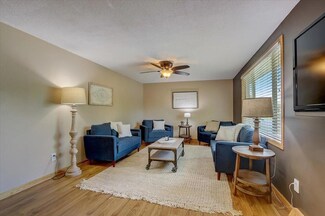 908 10th St SW, Forest Lake, MN 55025
