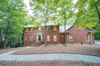 513 Maymont Dr, Cramerton, NC 28032