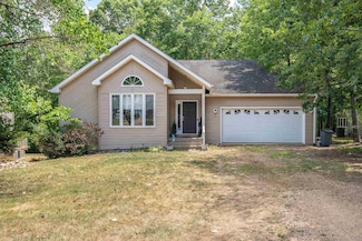 2241 Mountain Dr, McGaheysville, VA 22840