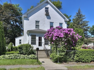 32 Carter St, Hudson, MA 01749