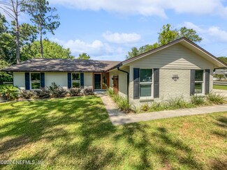 1366 Marlee Rd, Saint Johns, FL 32259