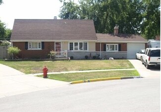 7019 Circle Ct, Bridgeview, IL 60455