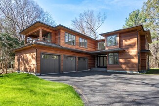 460 Weston Rd, Wellesley, MA 02482