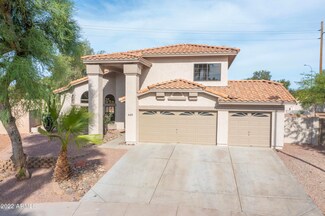 449 S Tiago Dr, Gilbert, AZ 85233