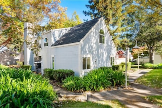 3315 Yulupa Ave, Santa Rosa, CA 95405