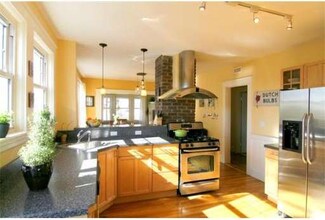 21 Boston St Unit 2, Somerville, MA 02143