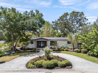 454 35th Ave NE, Saint Petersburg, FL 33704