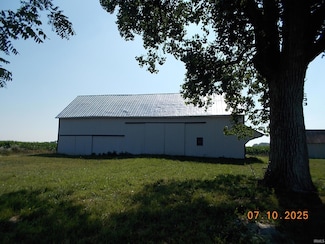 3585 N 400 Rd W, Decatur, IN 46733
