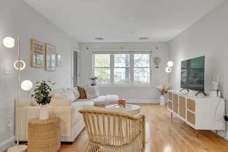 318 Rindge Ave Unit 103, Cambridge, MA 02140