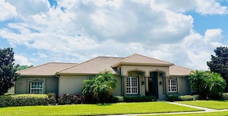10228 Silverado Cir, Bradenton, FL 34202