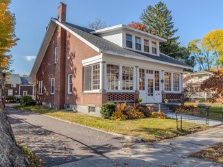 51 Blake St, Keene, NH 03431