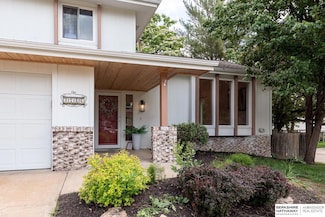 2726 N 129th Cir, Omaha, NE 68164