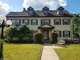 692 W 8th St Unit 98, Plainfield, NJ 07060