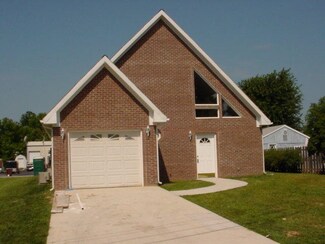 119 N Carter St, Greentown, IN 46936